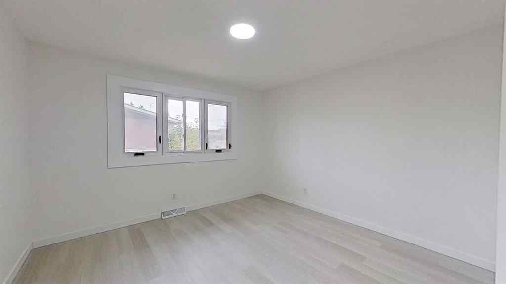 MLS® A2263468 - 4609 52 Street  in NONE Olds, Residential