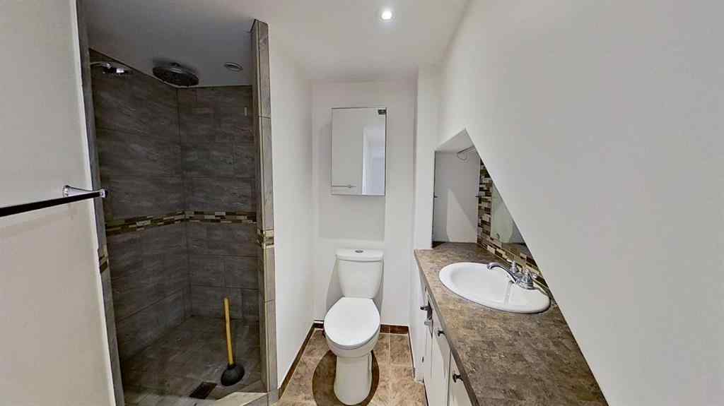 MLS® A2263468 - 4609 52 Street  in NONE Olds, Residential