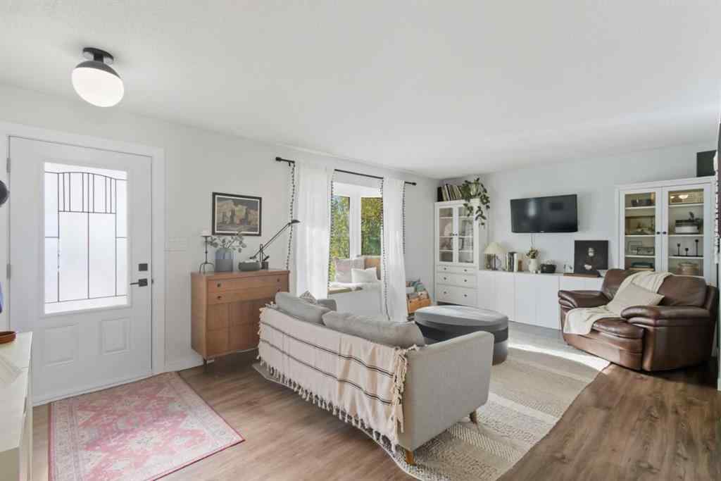 MLS® A2263478 - 1218 Centre Street  in NONE Carstairs, Residential