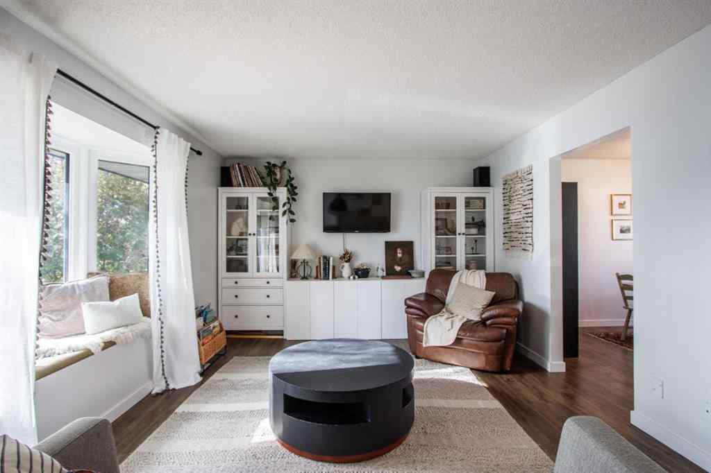 MLS® A2263478 - 1218 Centre Street  in NONE Carstairs, Residential