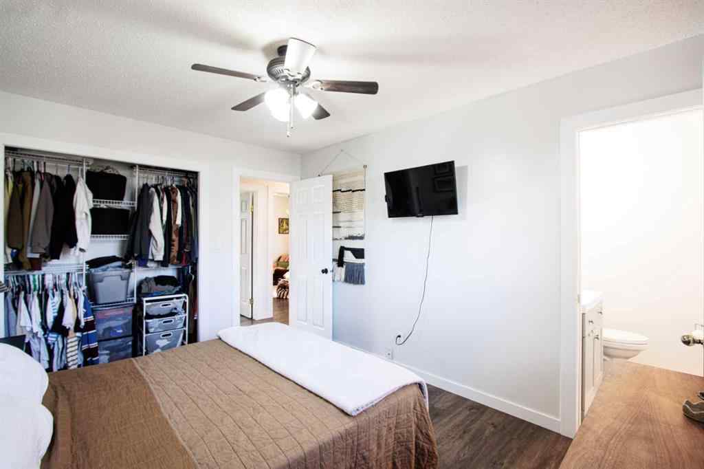 MLS® A2263478 - 1218 Centre Street  in NONE Carstairs, Residential