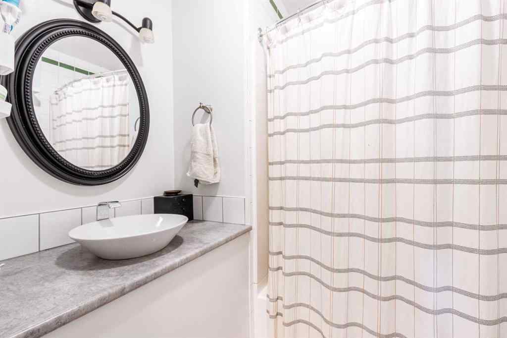 MLS® A2263478 - 1218 Centre Street  in NONE Carstairs, Residential