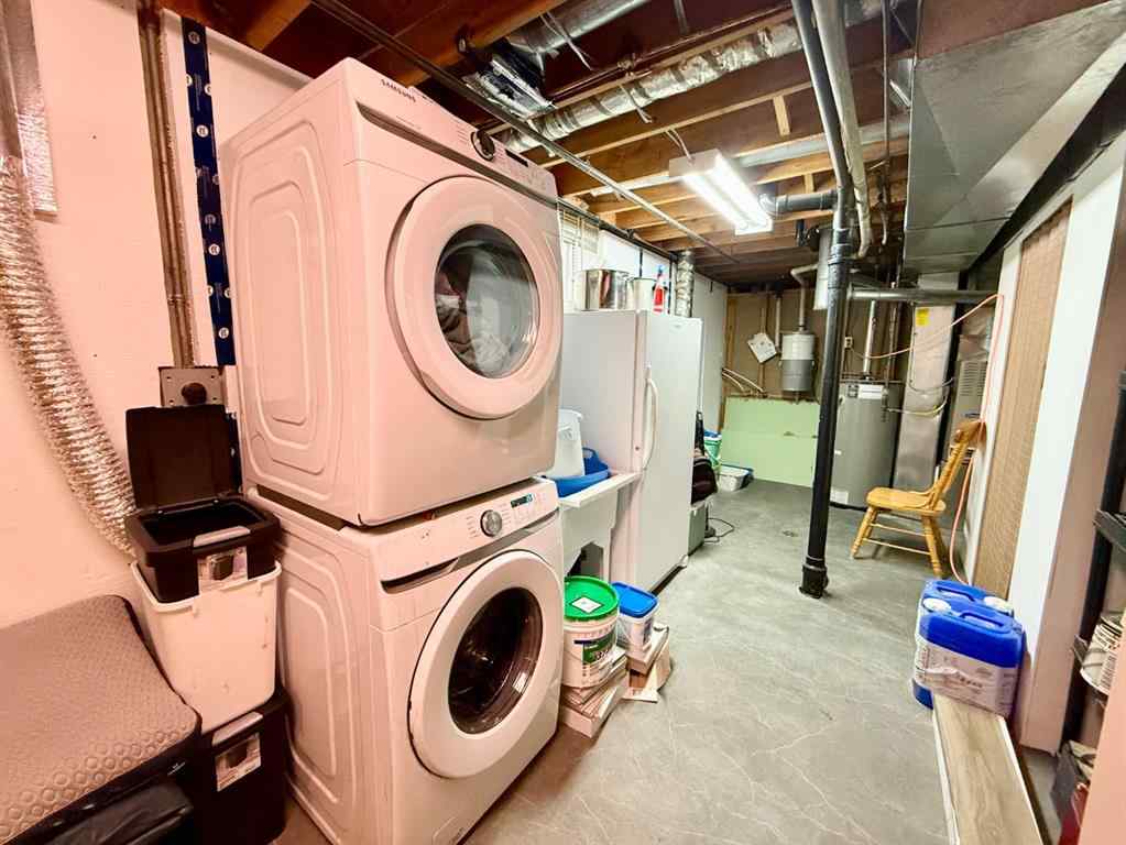 MLS® A2263483 - 104 ASPEN Street  in Hillcrest Hinton, Residential