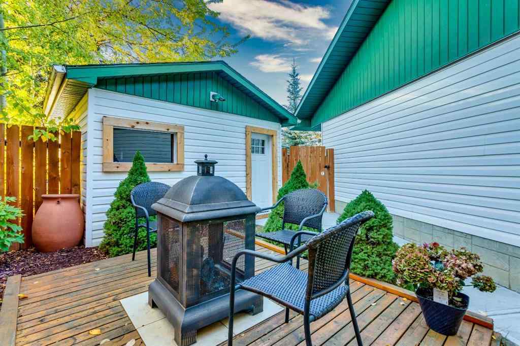 MLS® A2263491 - 343 Canterbury Drive SW in Canyon Meadows Calgary, Residential