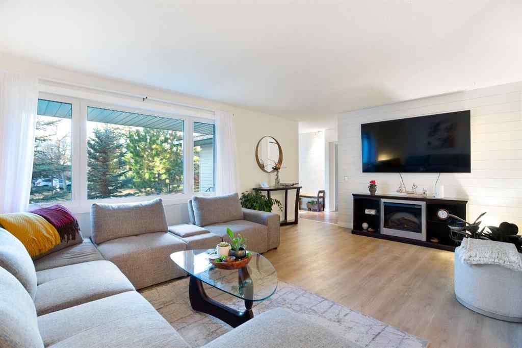 MLS® A2263491 - 343 Canterbury Drive SW in Canyon Meadows Calgary, Residential
