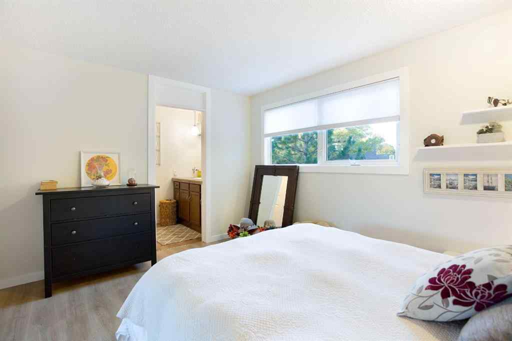 MLS® A2263491 - 343 Canterbury Drive SW in Canyon Meadows Calgary, Residential