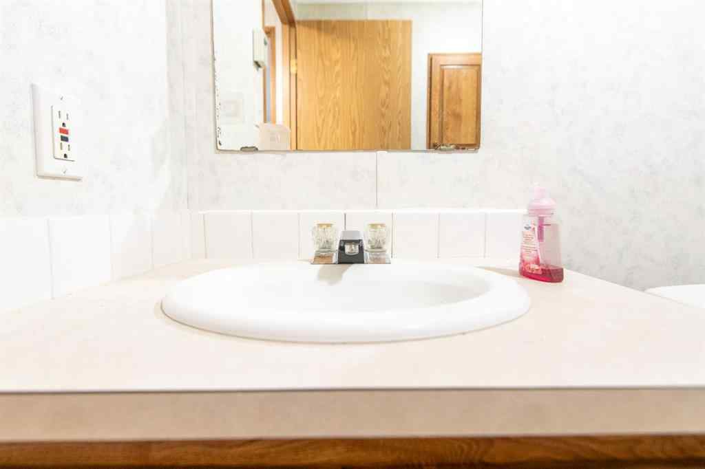 MLS® A2263492 - 10417 110 Ave   in NONE La Crete, Residential