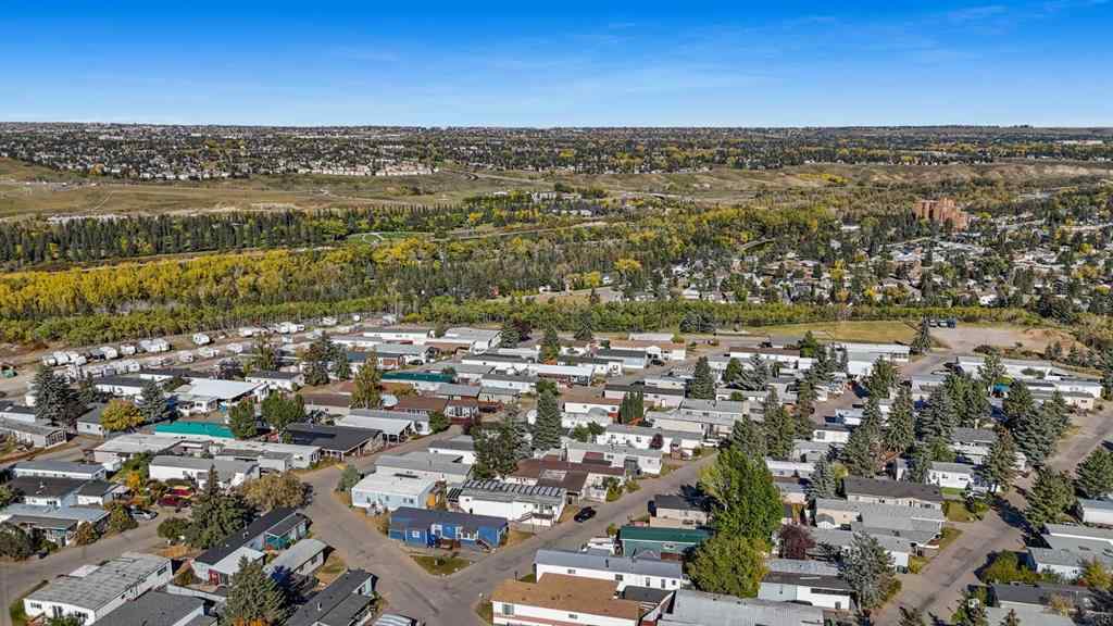 MLS&reg; # A2263505 - Unit #424 3223 83 Street NW in Greenwood/Greenbriar Calgary, Mobile Open Houses