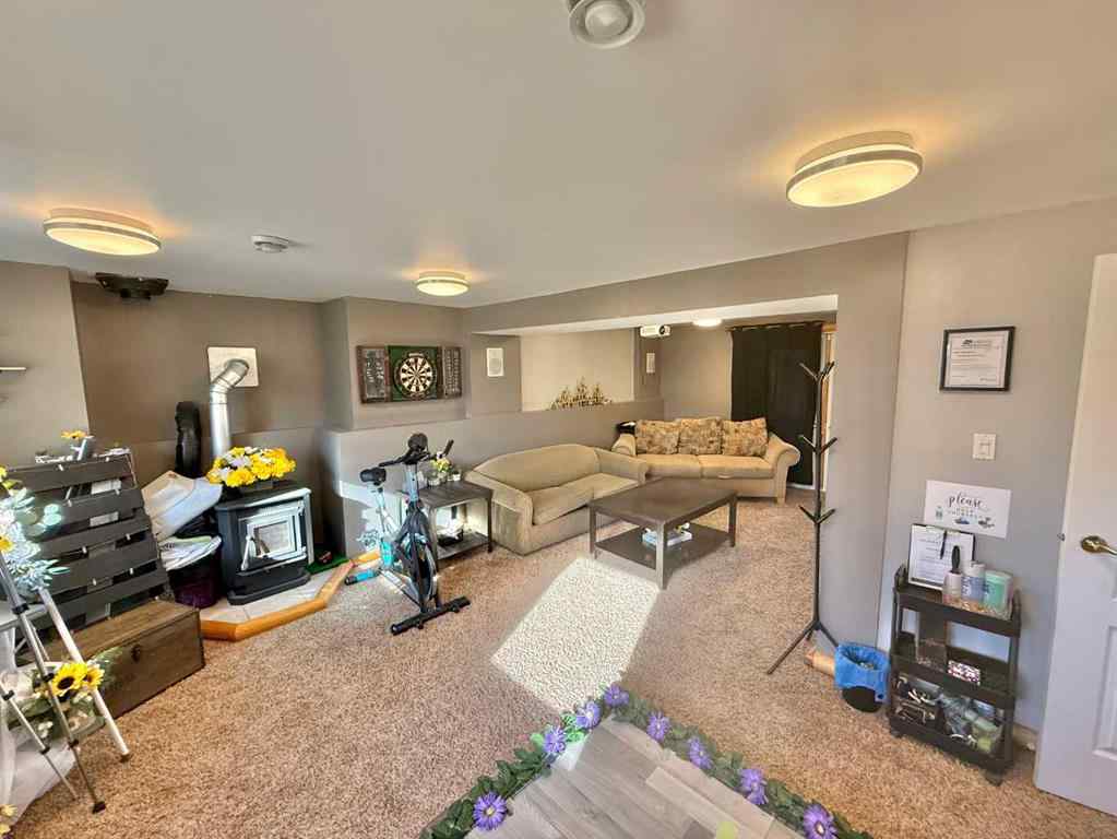 MLS® A2263506 - 126 Maligne Drive  in Hillcrest Hinton, Residential