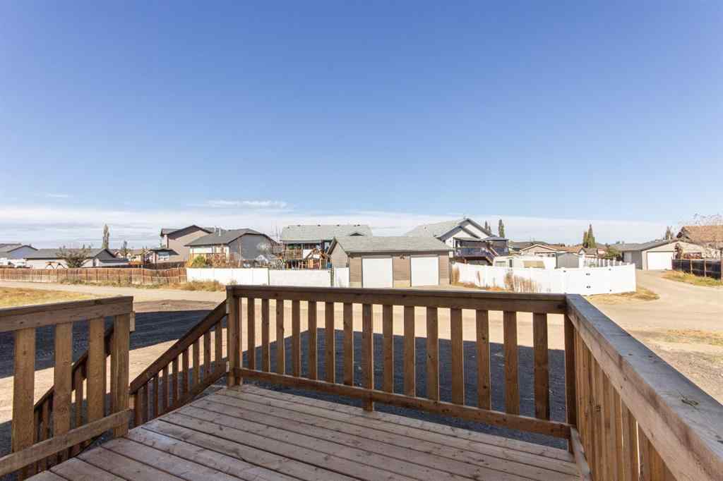 MLS® A2263509 - 256 Augustus Way  in Palisades Penhold, Residential