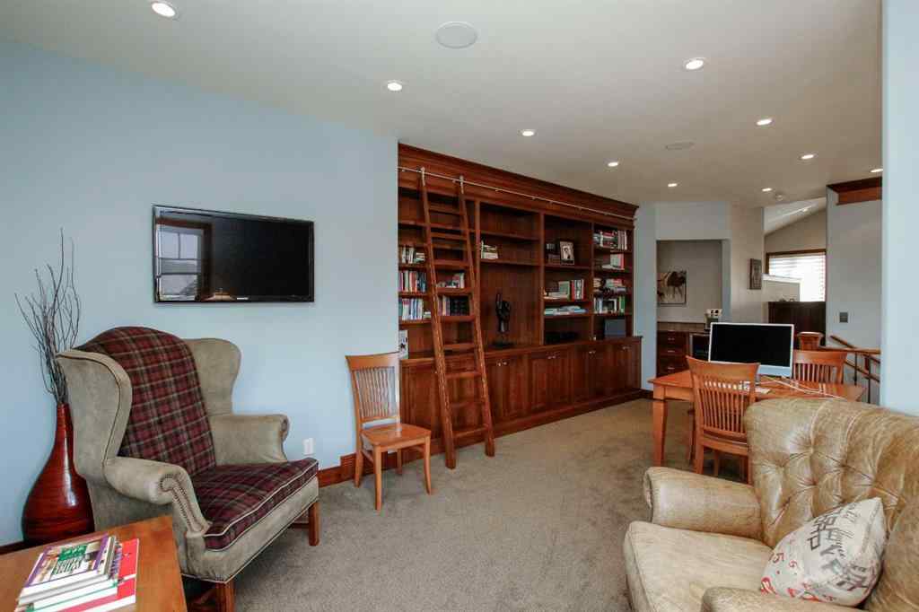 MLS® A2263511 - 51 Bannerman Close  in Bower Red Deer, Residential