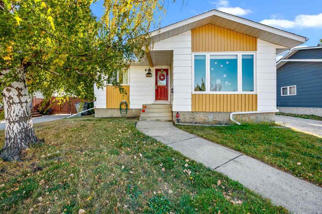 MLS® A2263517 - 5805 29 Street  in Steele Heights Lloydminster, Residential