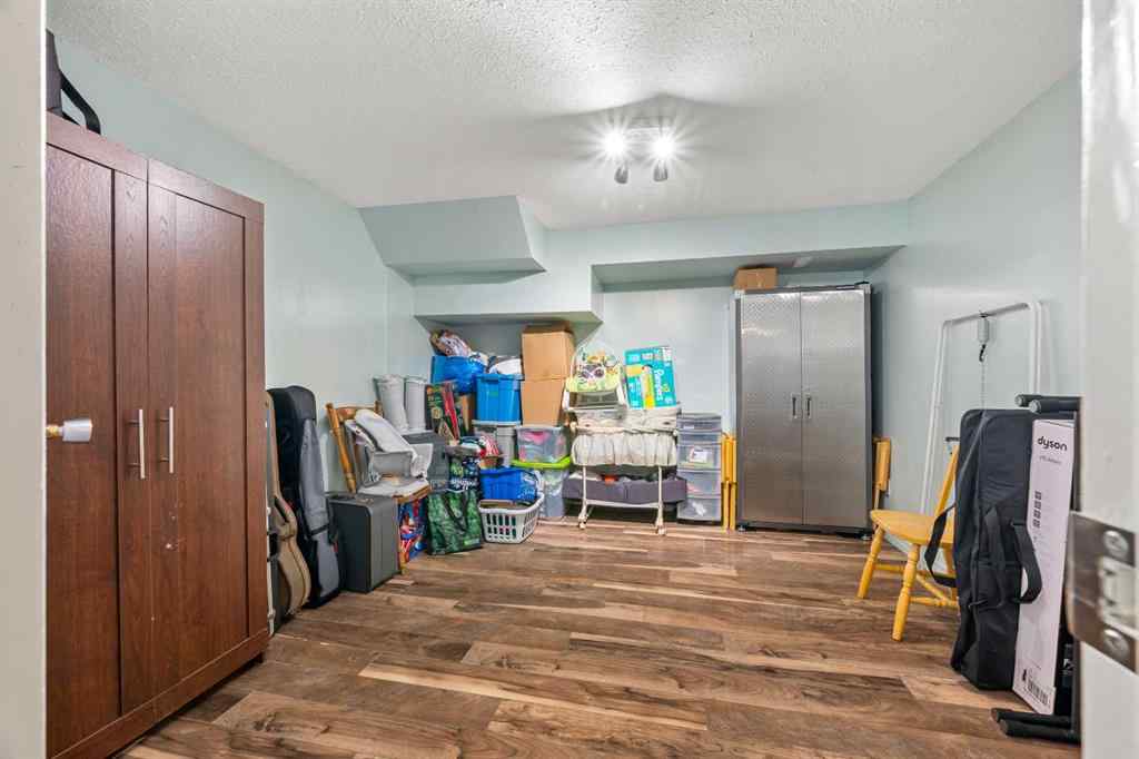 MLS® A2263517 - 5805 29 Street  in Steele Heights Lloydminster, Residential