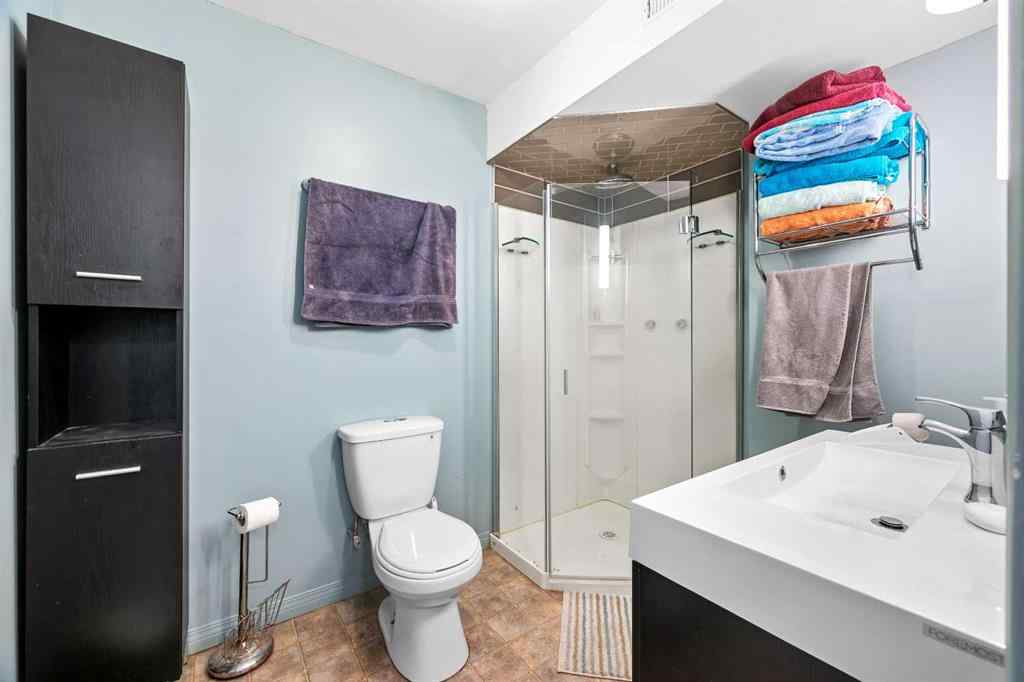 MLS® A2263517 - 5805 29 Street  in Steele Heights Lloydminster, Residential