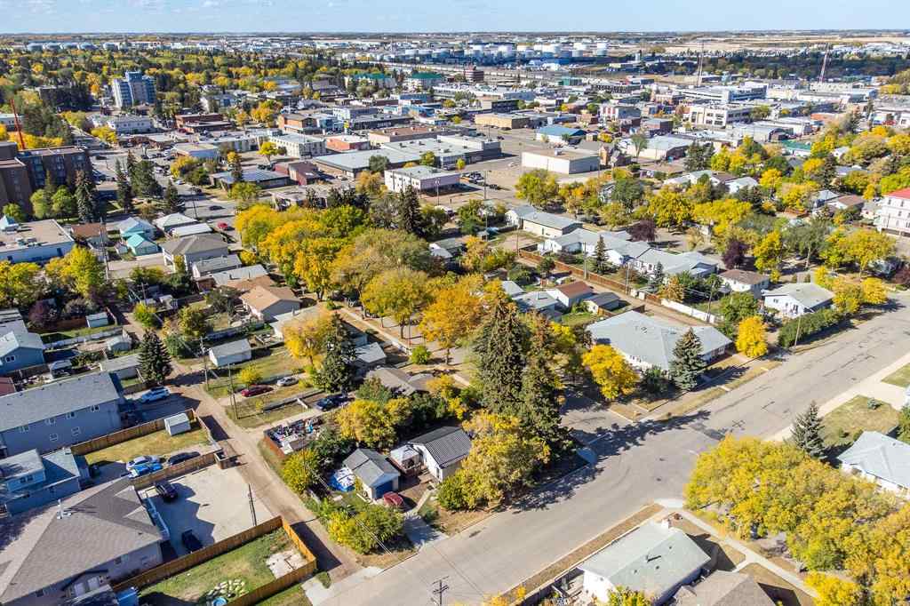 MLS® A2263520 - 4801 46 Street  in Central Business District Lloydminster, Residential