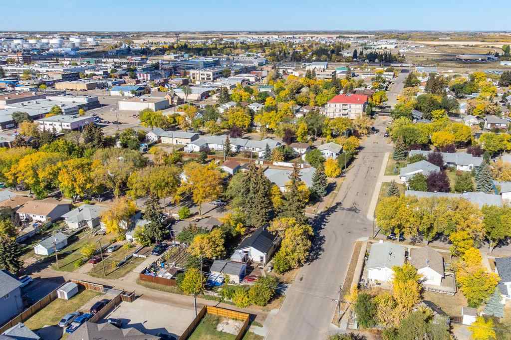 MLS® A2263520 - 4801 46 Street  in Central Business District Lloydminster, Residential