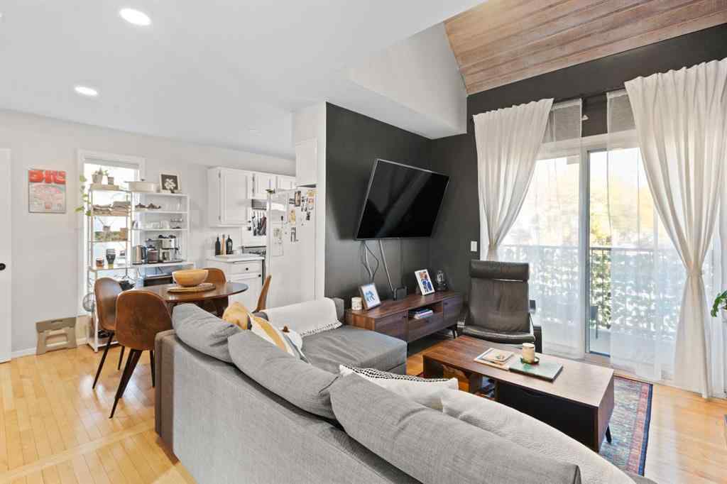 MLS® A2263530 - Unit #1 123 13 Avenue NE in Crescent Heights Calgary, Residential