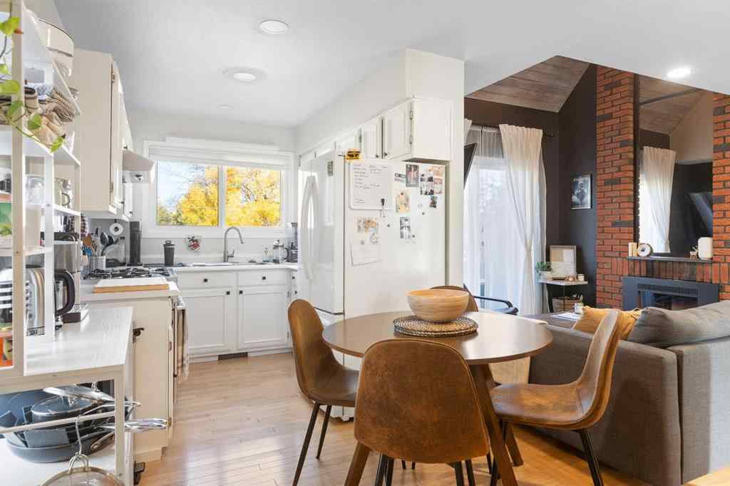 MLS® A2263530 - Unit #1 123 13 Avenue NE in Crescent Heights Calgary, Residential