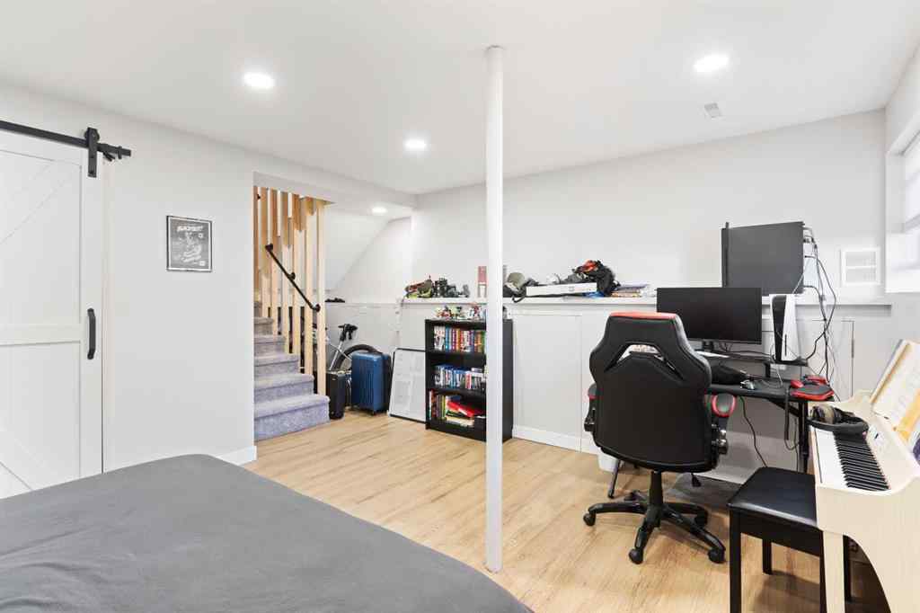 MLS® A2263530 - Unit #1 123 13 Avenue NE in Crescent Heights Calgary, Residential