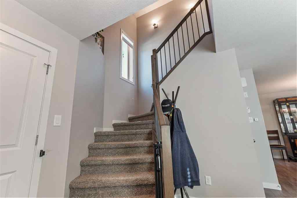 MLS® A2263534 - 377 Moonlight Way W in Copperwood Lethbridge, Residential