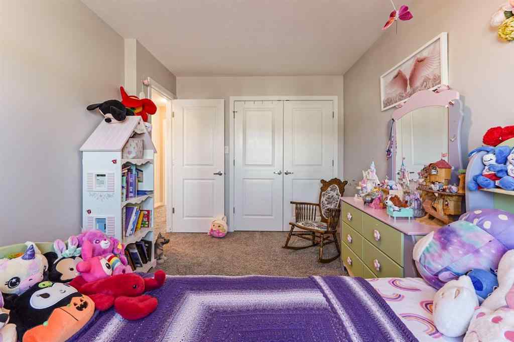 MLS® A2263534 - 377 Moonlight Way W in Copperwood Lethbridge, Residential