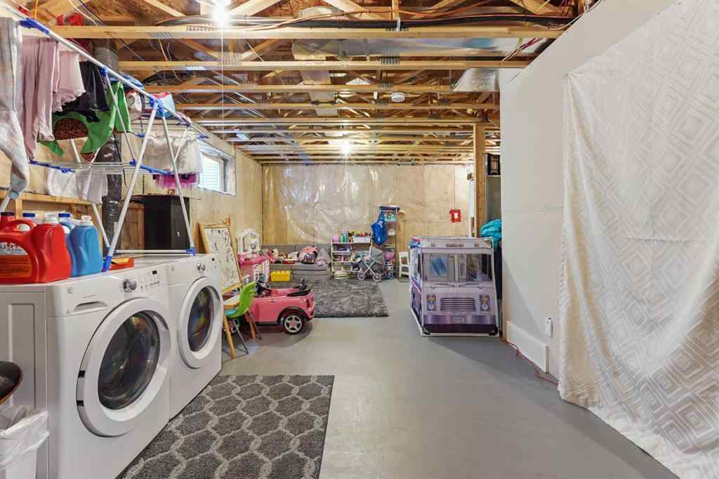 MLS® A2263534 - 377 Moonlight Way W in Copperwood Lethbridge, Residential