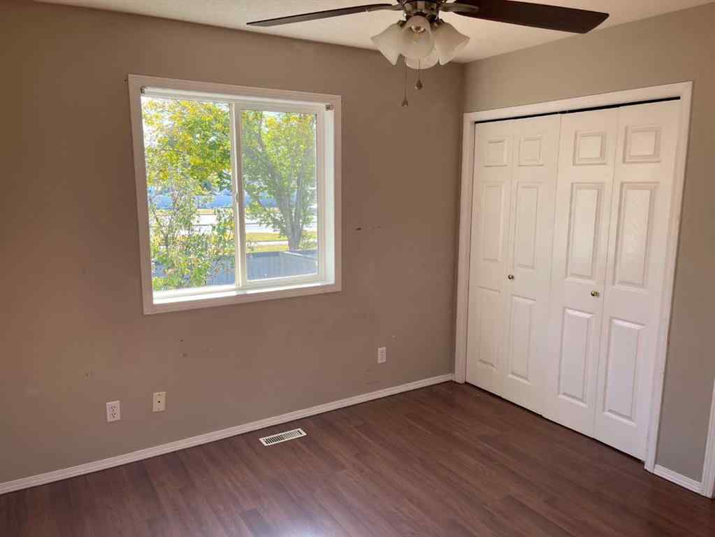 MLS® A2263537 - 64 Ermineview Way N in Uplands Lethbridge, Residential