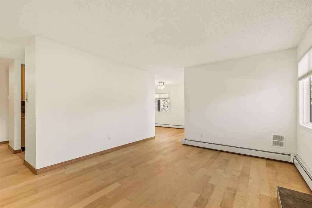 MLS® A2263538 - Unit #3302 80 Glamis Drive SW in Glamorgan Calgary, Residential