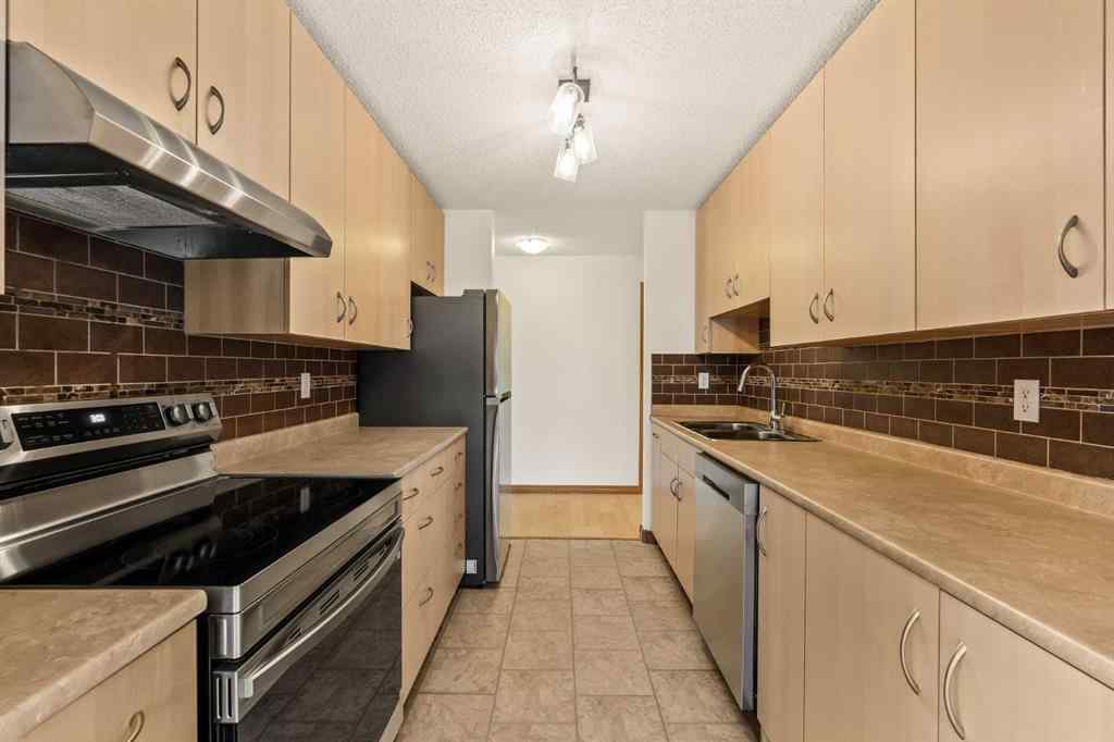 MLS® A2263538 - Unit #3302 80 Glamis Drive SW in Glamorgan Calgary, Residential