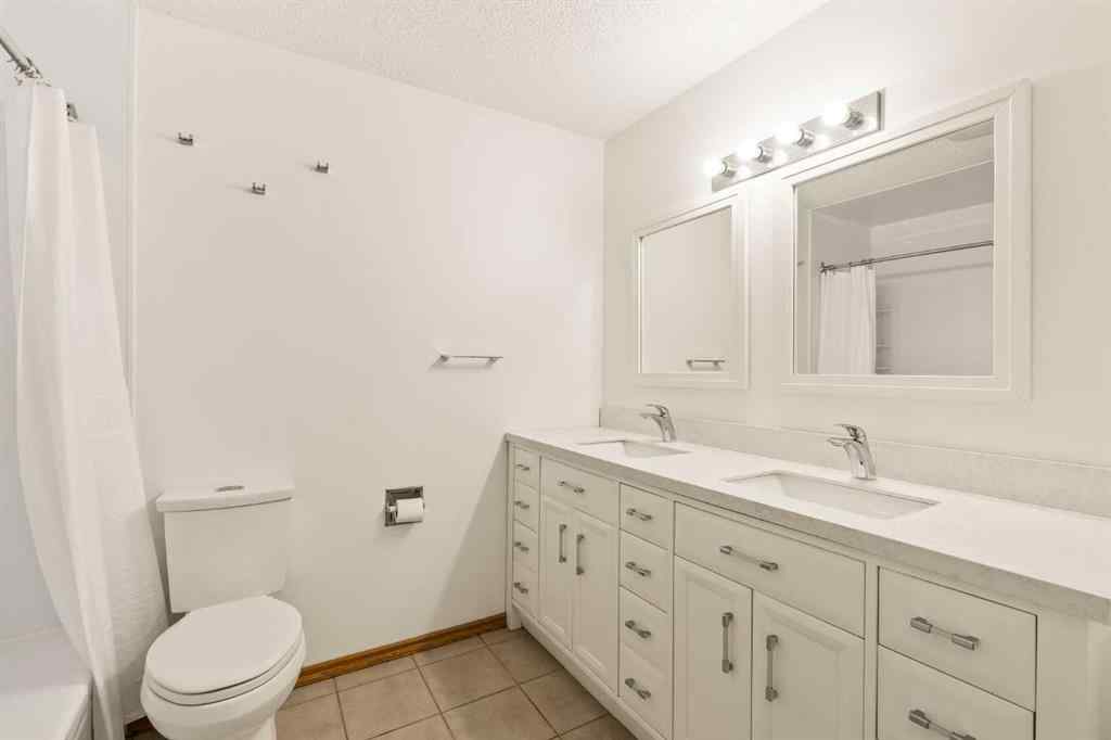 MLS® A2263538 - Unit #3302 80 Glamis Drive SW in Glamorgan Calgary, Residential