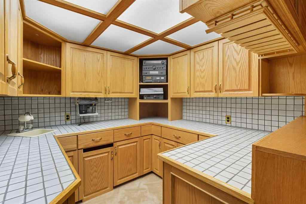 MLS® A2263539 - 331 Whitman Place NE in Whitehorn Calgary, Residential