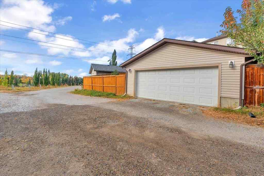 MLS® A2263545 - 35 Tuscany Ridge Terrace NW in Tuscany Calgary, Residential