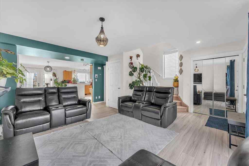 MLS® A2263545 - 35 Tuscany Ridge Terrace NW in Tuscany Calgary, Residential