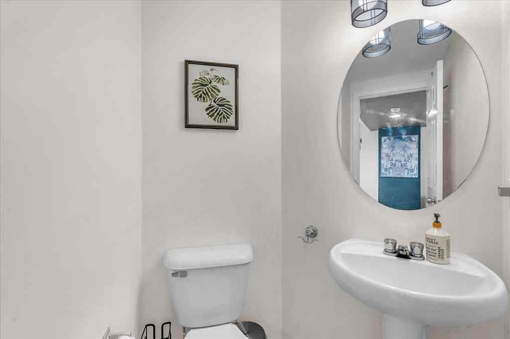 MLS® A2263545 - 35 Tuscany Ridge Terrace NW in Tuscany Calgary, Residential