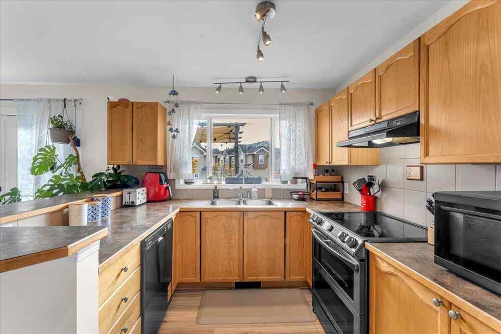 MLS® A2263545 - 35 Tuscany Ridge Terrace NW in Tuscany Calgary, Residential