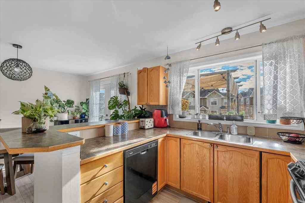 MLS® A2263545 - 35 Tuscany Ridge Terrace NW in Tuscany Calgary, Residential