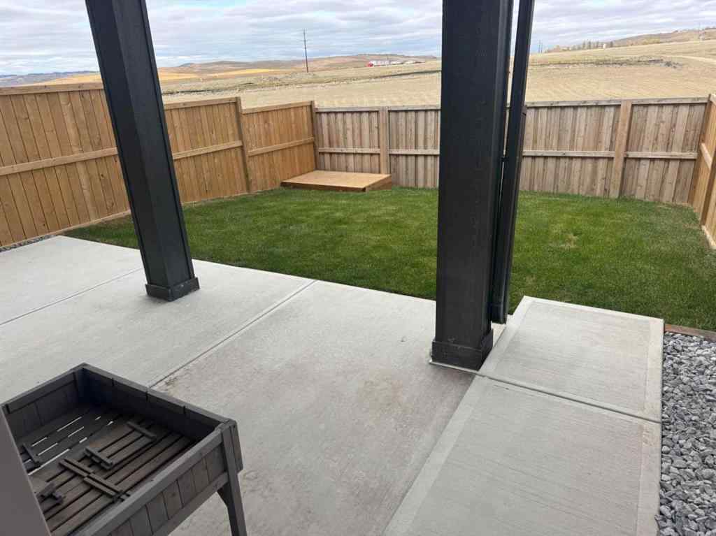 MLS® A2263549 - 215 Heritage Heights  in Heritage Hills Cochrane, Residential