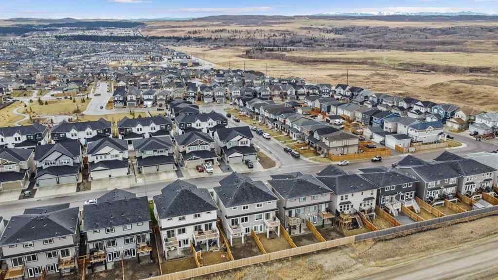MLS® A2263549 - 215 Heritage Heights  in Heritage Hills Cochrane, Residential