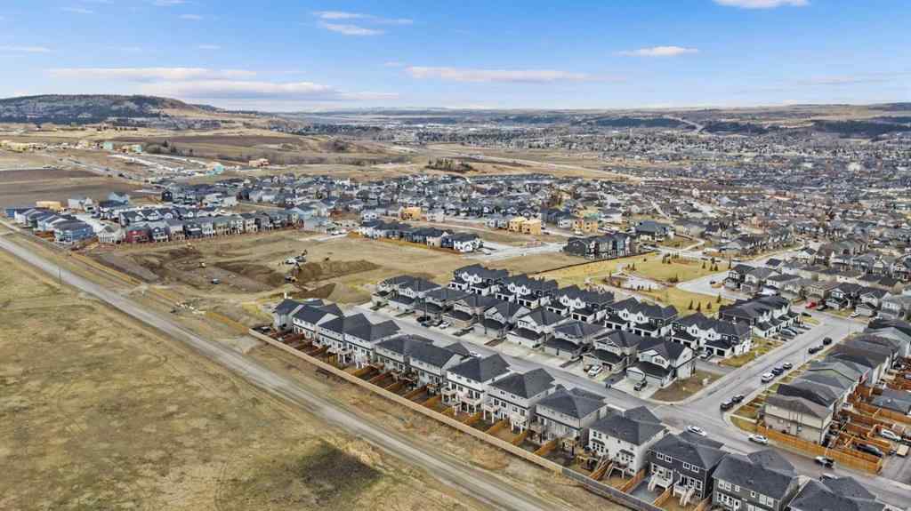MLS® A2263549 - 215 Heritage Heights  in Heritage Hills Cochrane, Residential