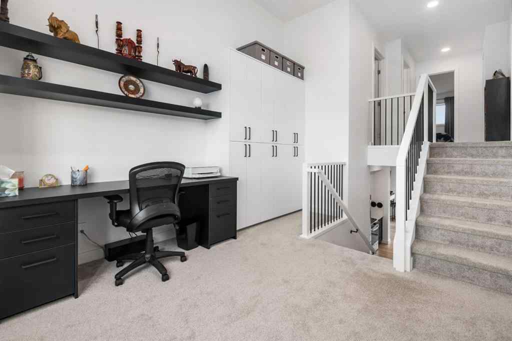 MLS® A2263549 - 215 Heritage Heights  in Heritage Hills Cochrane, Residential