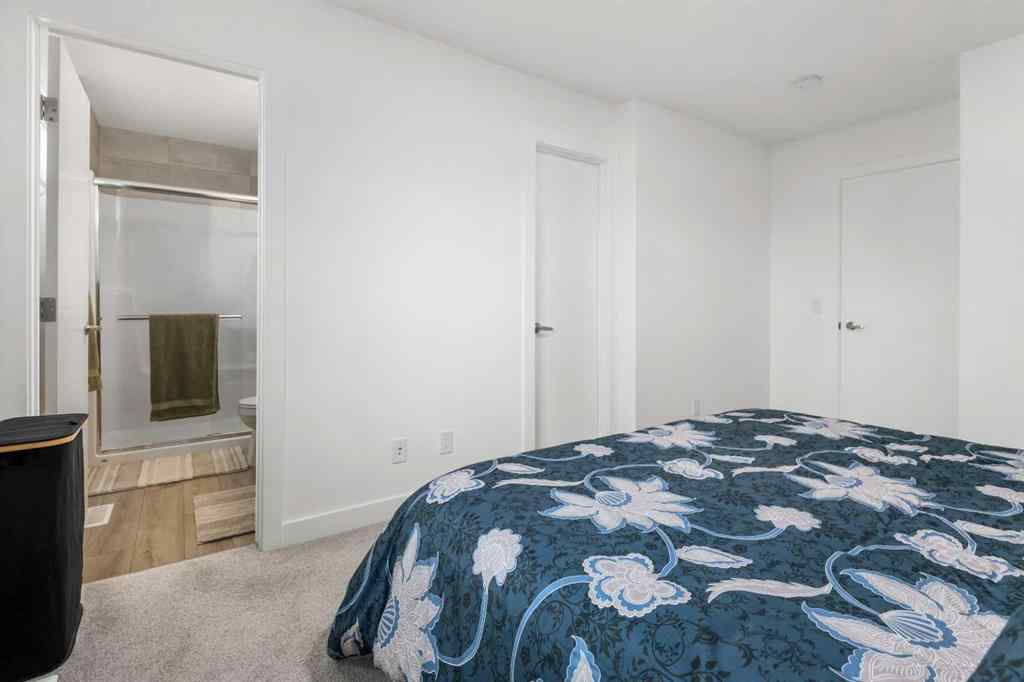 MLS® A2263549 - 215 Heritage Heights  in Heritage Hills Cochrane, Residential