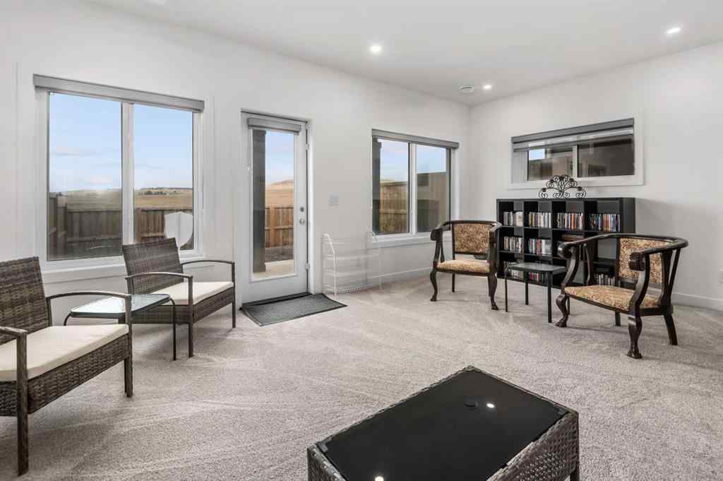 MLS® A2263549 - 215 Heritage Heights  in Heritage Hills Cochrane, Residential