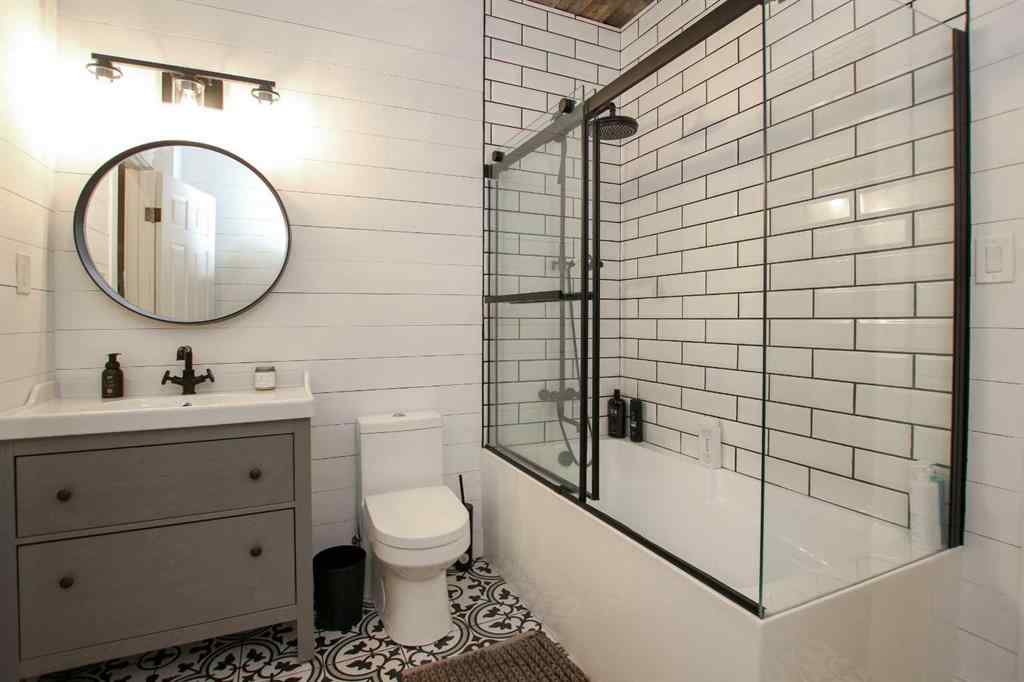 MLS® A2263556 - Unit #201 1236 Township Road 384   in Valley Meadows Rural Red Deer County, Residential