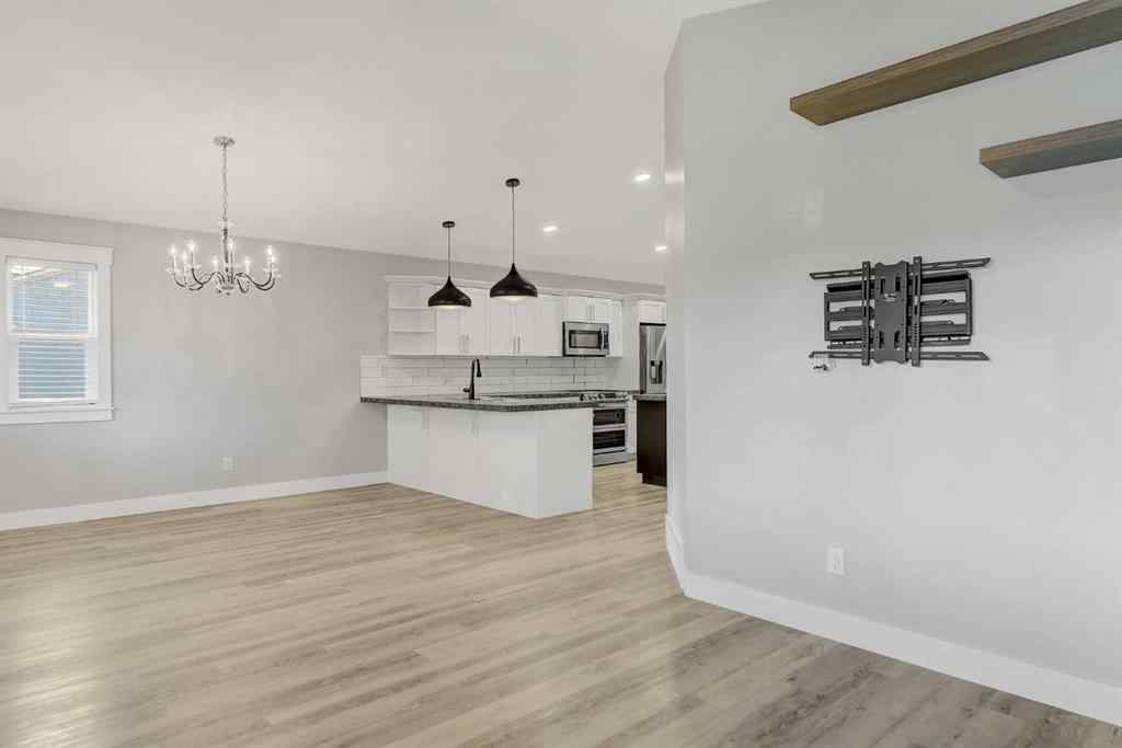 MLS® A2263559 - 9812 108 Avenue  in VLA Montrose Grande Prairie, Residential