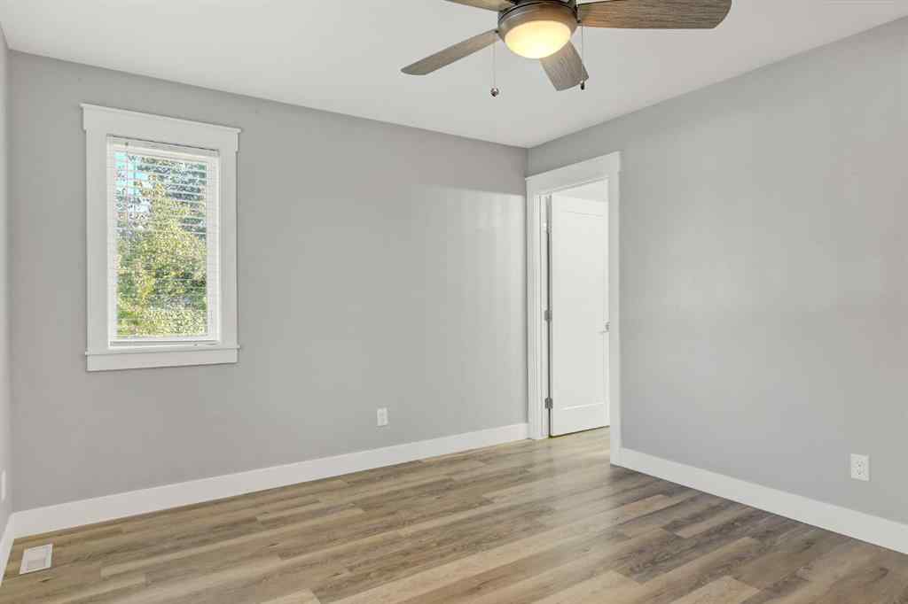 MLS® A2263559 - 9812 108 Avenue  in VLA Montrose Grande Prairie, Residential