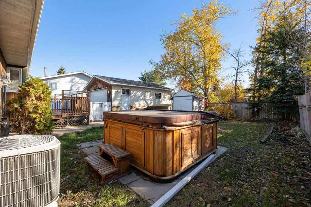 MLS® A2263560 - 189 Ross Haven Drive  in Thickwood Fort McMurray, Residential