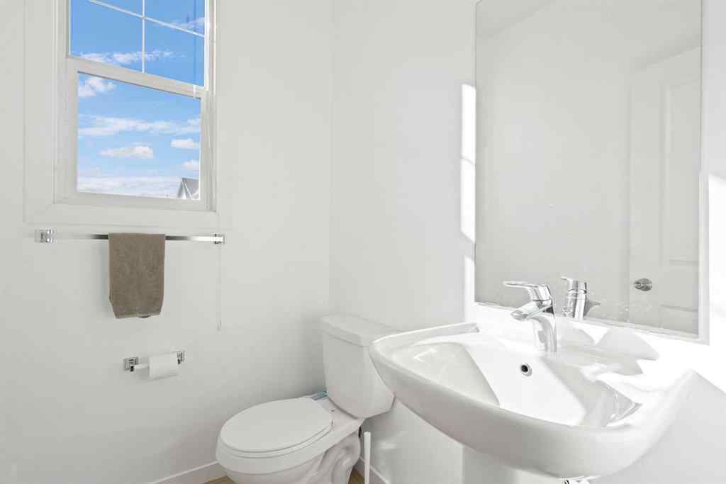 MLS® A2263562 - 114 New Brighton Landing SE in New Brighton Calgary, Residential