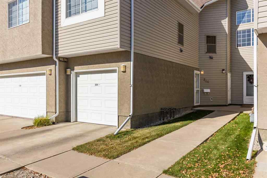 MLS® A2263564 - Unit #304 221 Cameron Road SE in Ross Glen Medicine Hat, Residential