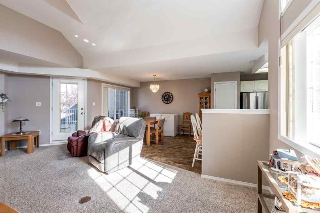 MLS® A2263564 - Unit #304 221 Cameron Road SE in Ross Glen Medicine Hat, Residential