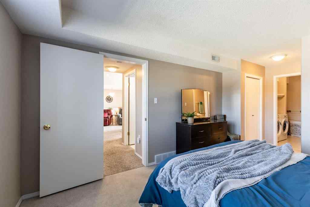 MLS® A2263564 - Unit #304 221 Cameron Road SE in Ross Glen Medicine Hat, Residential